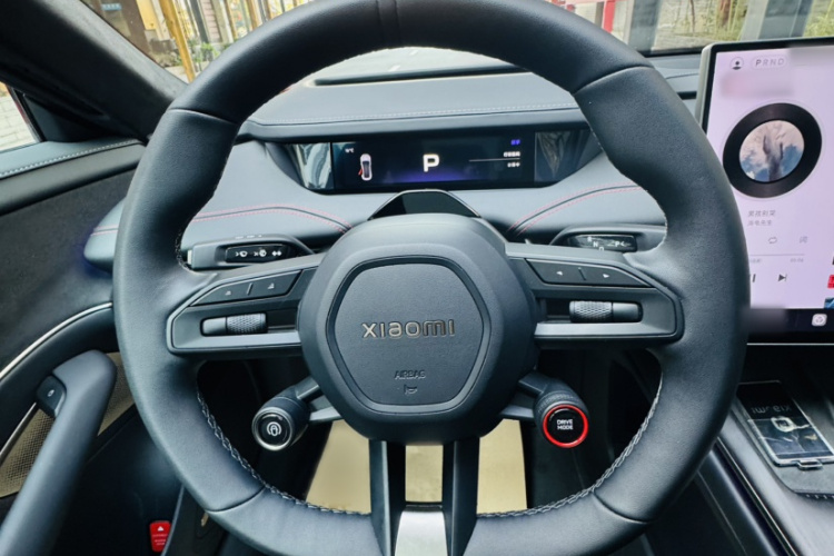 小米汽车 小米SU7 2024款 四驱超长续航高阶智驾Max版中控内饰7010