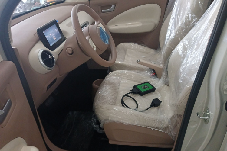 五菱汽车 宏光MINIEV 2025款 四门版 进阶款中控内饰19