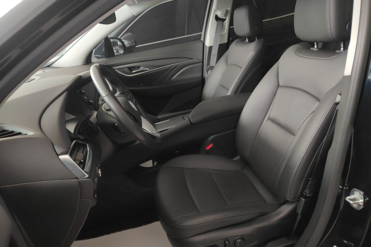 别克 昂科旗 2020款 28T 四驱尊贵型局部细节19