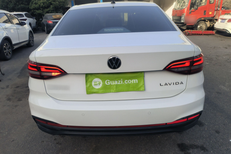 大众 朗逸 2023款 1.5L 自动得逸版车身外观6