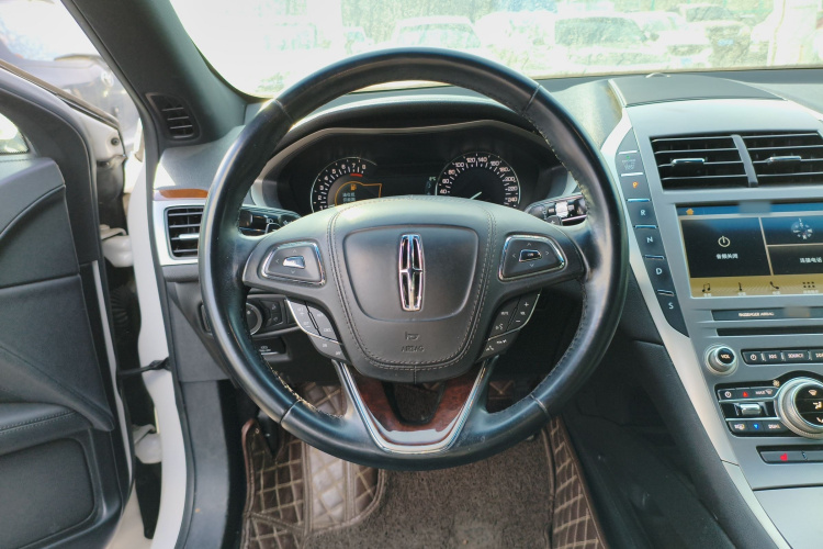 林肯MKZ 2017款 2.0T 尊享版中控内饰13
