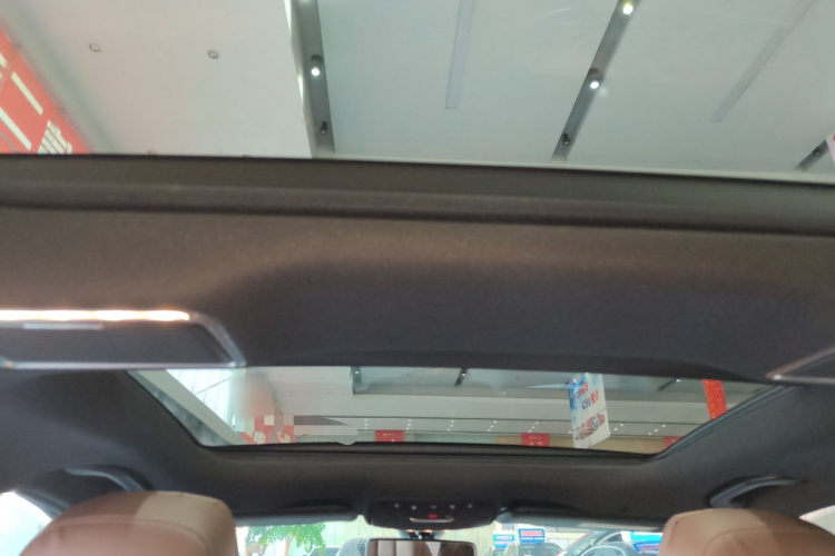 奔驰E级 2021款 E 260 L 运动型中控内饰22