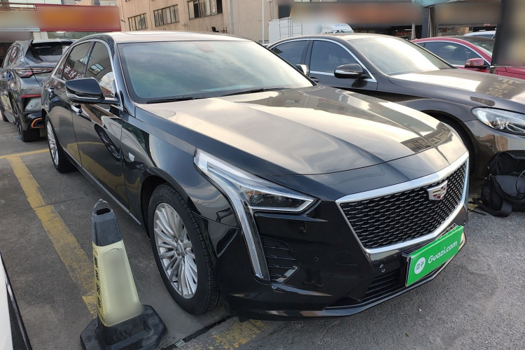 凯迪拉克CT6 2022款 28T 风尚型车身外观3