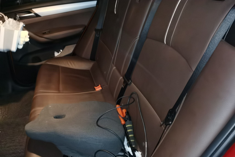 宝马X4 2016款 xDrive20i M运动型中控内饰21