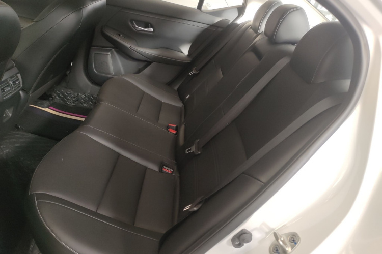 日产 轩逸 2023款 1.6L CVT悦享版中控内饰21