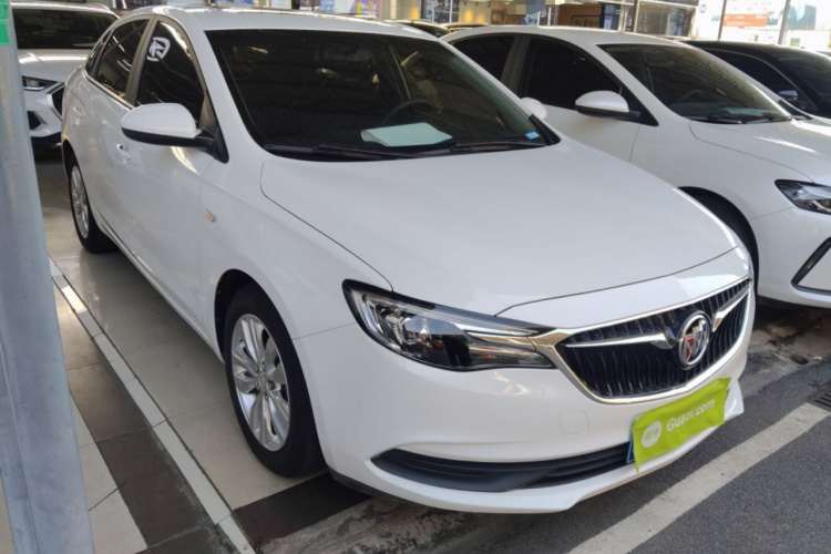 别克 英朗 2021款 改款 典范 1.5L 自动精英型车身外观3