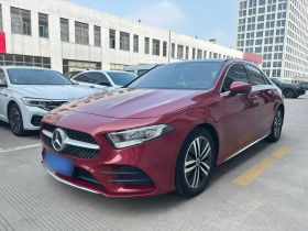 奔驰A级 2020款 A 180 L 运动轿车