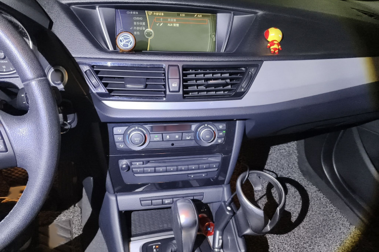 宝马X1 2013款 sDrive18i 领先型局部细节16