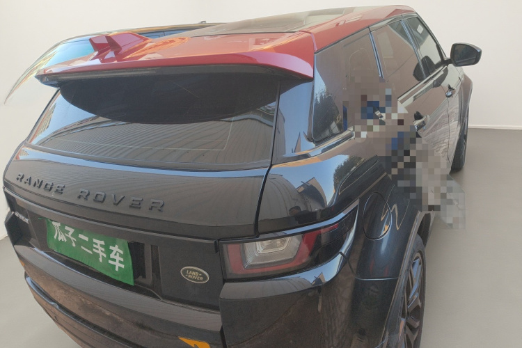 路虎 揽胜极光 2017款 2.0T 绚黑限量版车身外观6