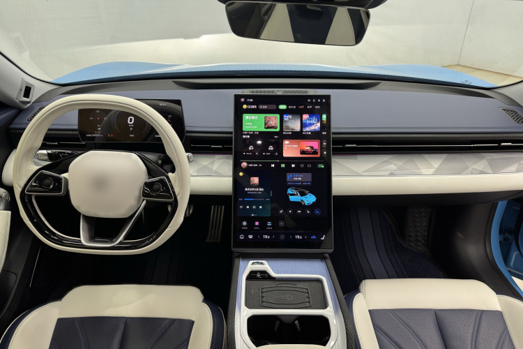 哪吒汽车 哪吒GT 2023款 560中控内饰7002