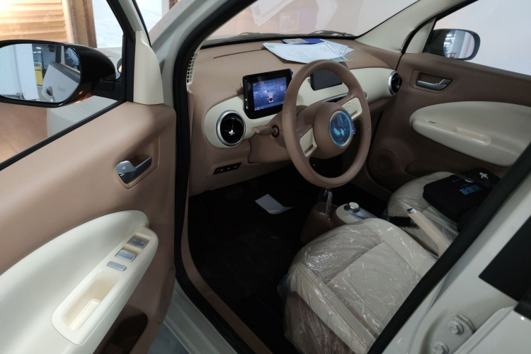 五菱汽车 宏光MINIEV 2025款 四门版 进阶款中控内饰20