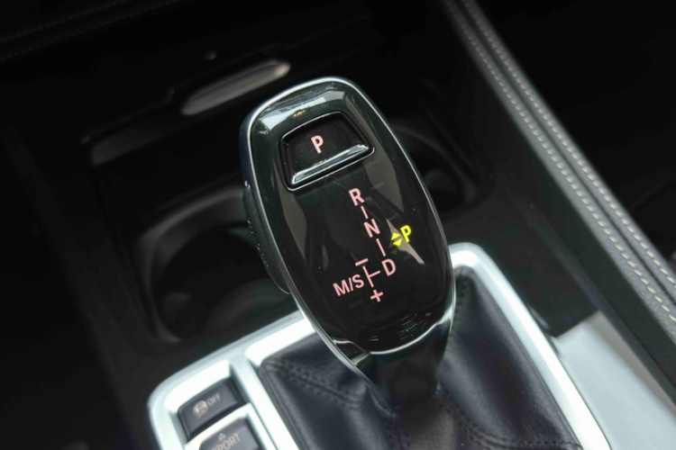 宝马1系 2023款 125i M运动曜夜版局部细节18