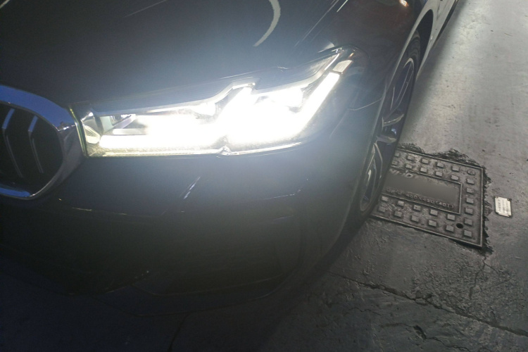 宝马5系新能源 2022款 改款二 535Le 先锋版M运动套装局部细节36