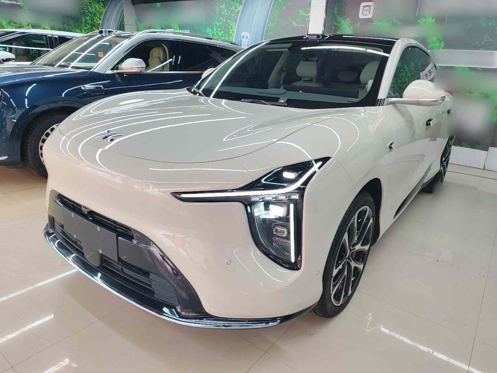 智己汽车 智己LS6 2026款 纯电 Max(2)