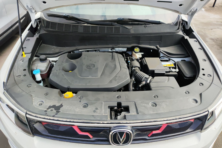 长安CS35PLUS 2019款 1.4T DCT酷联蓝鲸版局部细节24