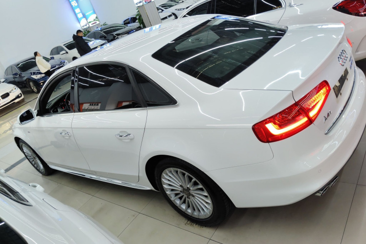 奥迪A4L 2016款 35 TFSI 典藏版 S line舒适型车身外观6003