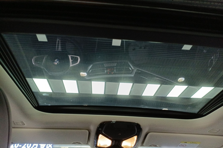 宝马3系 2021款 325Li M运动套装中控内饰22