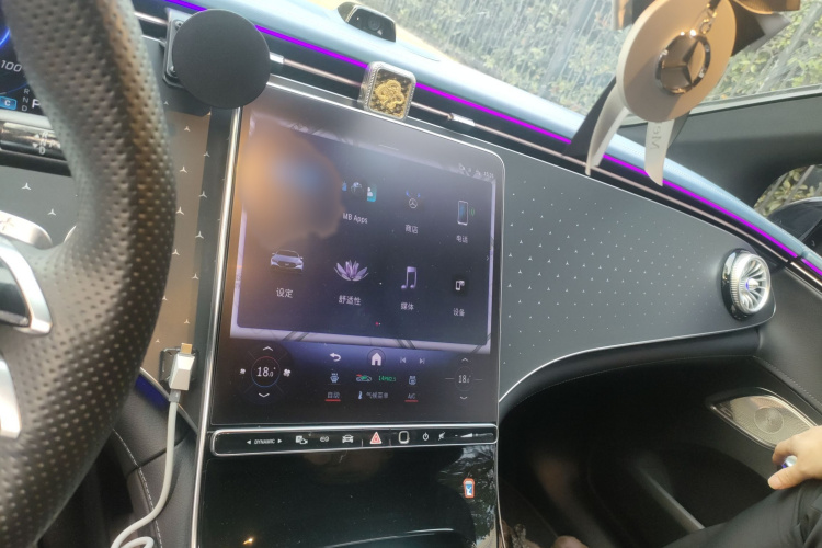 奔驰EQE 2022款 350 先型特别版局部细节16