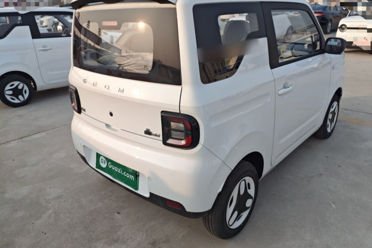 吉利银河 熊猫 2025款 210km 元气熊车身外观6005