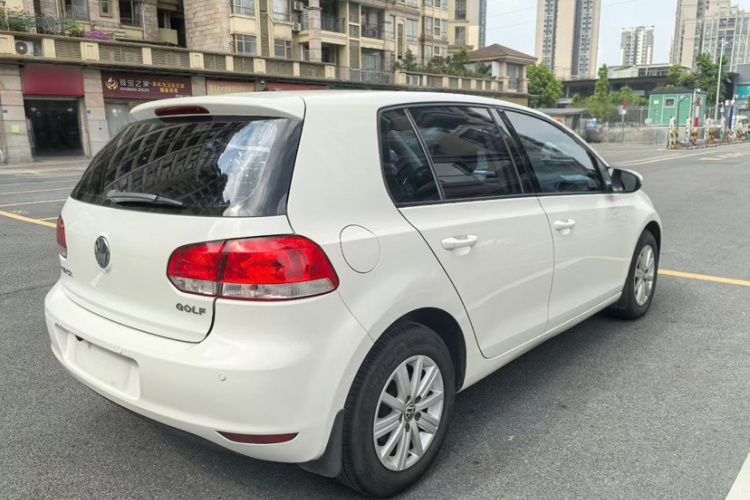大众 高尔夫 2012款 1.6 自动时尚型车身外观6006