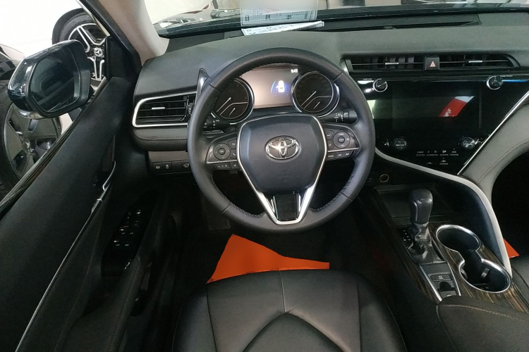 丰田 凯美瑞 2019款 2.0G 豪华版 国VI局部细节13