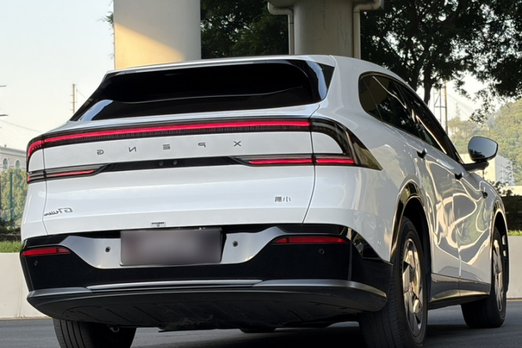 小鹏G7 2025款 702 超长续航 Ultra车身外观6005