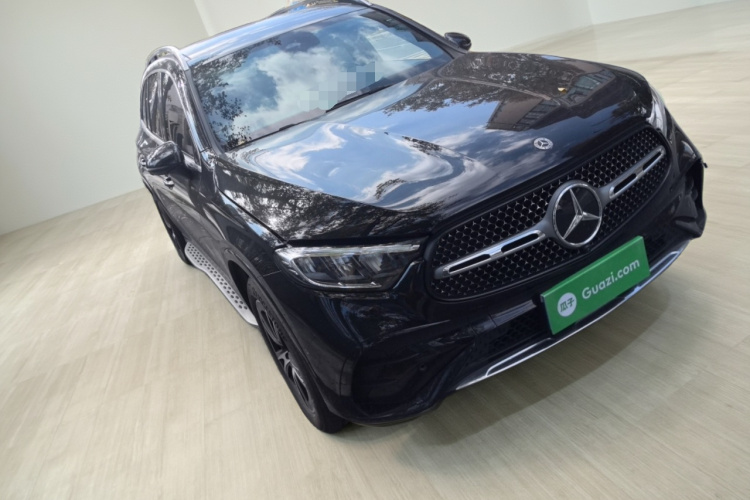 奔驰GLC 2025款 改款 GLC 260 L 4MATIC 豪华型车身外观3
