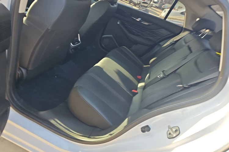 东风风神 奕炫MAX 2023款 1.5T 超能型爸版中控内饰21