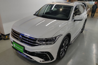 大众 途观L 2024款 出众款 330TSI 自动两驱R-Line龙耀版