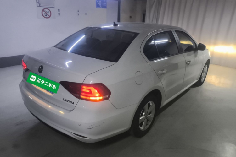 大众 2019款 朗逸启航 1.5L 自动风尚版 国VI车身外观7