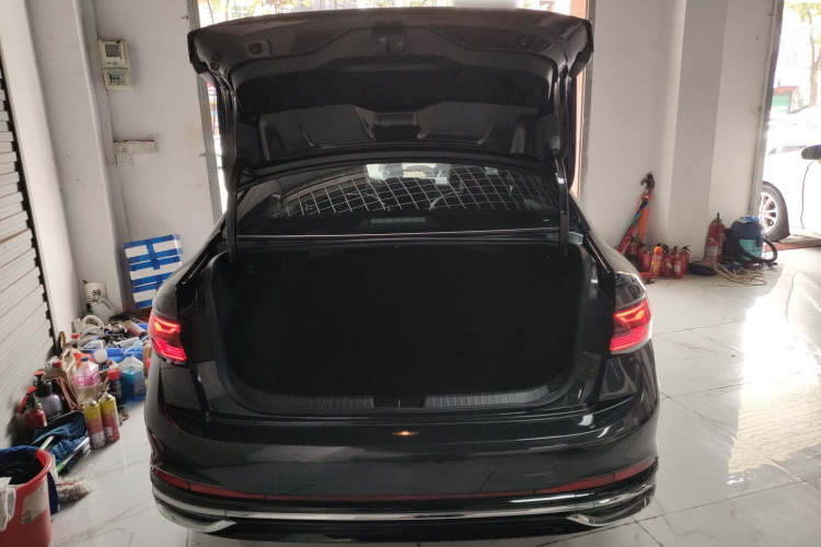 大众 速腾 2023款 300TSI DSG超越版局部细节23