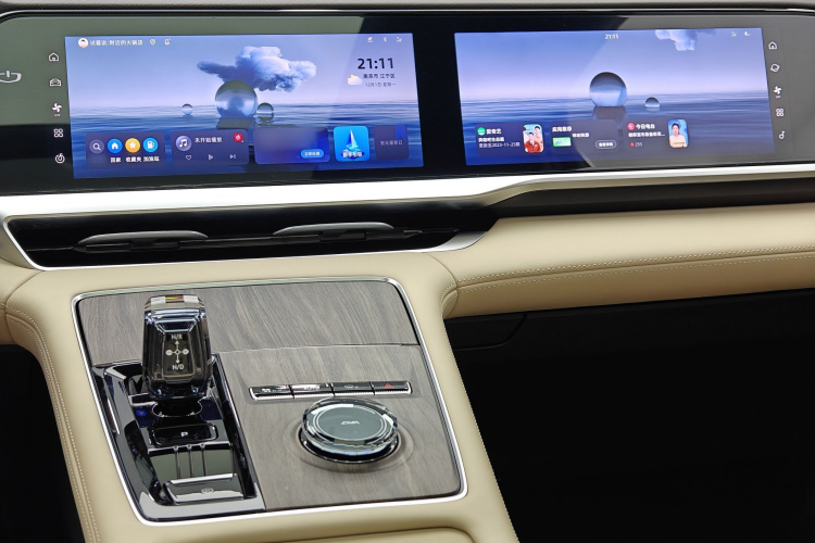 吉利汽车 星越L 2025款 东方曜 2.0TD 自动四驱望月版局部细节16