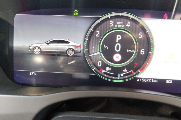 捷豹XEL 2021款 2.0T 250PS R-DYNAMIC S进取运动版局部细节14