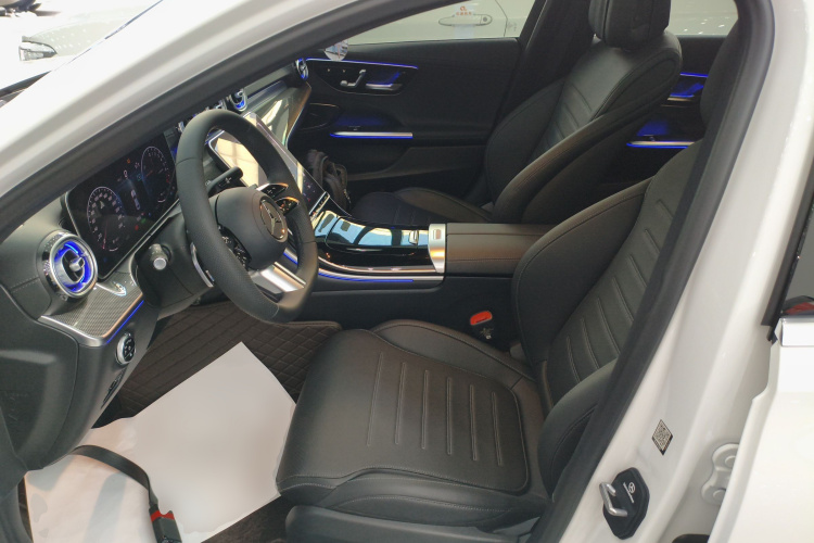 奔驰C级新能源 2024款 改款二 C 350 eL中控内饰19