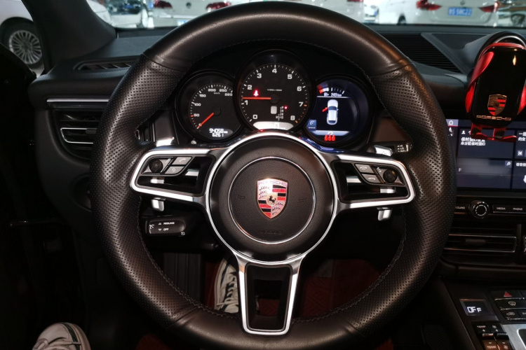 保时捷 2018款 Macan 2.0T局部细节13