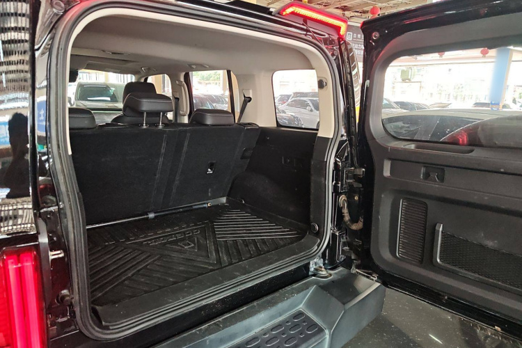 坦克300 2021款 城市版 2.0T 很有型局部细节23