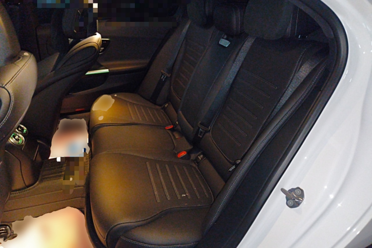 奔驰C级 2023款 改款二 C 260 L 运动版中控内饰21