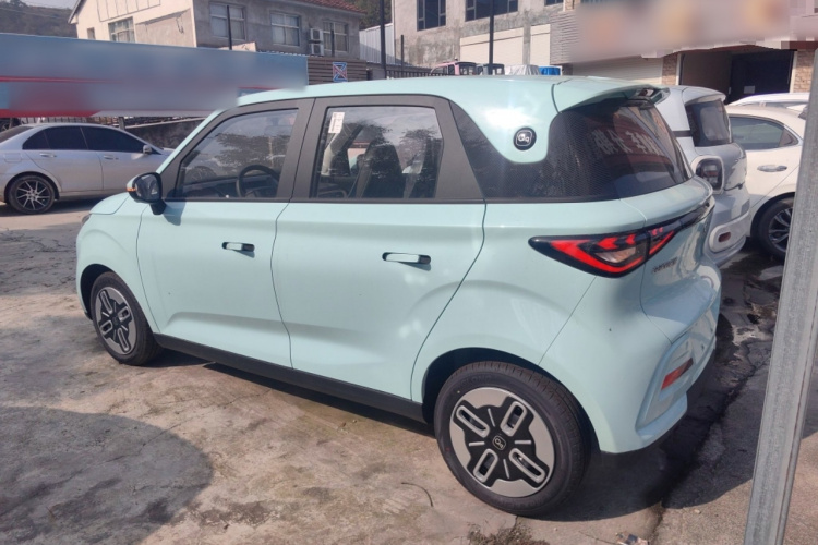 奇瑞 多米 2025款 305km 舒享型车身外观4