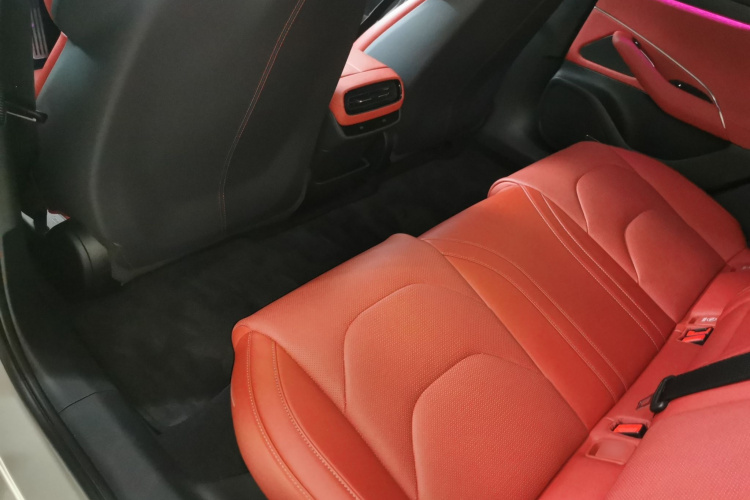 小米汽车 小米SU7 2024款 四驱超长续航高阶智驾Max版中控内饰21