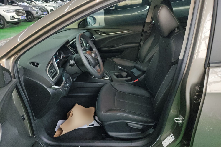 别克 英朗 2021款 1.3T 自动轻混动精英型中控内饰19