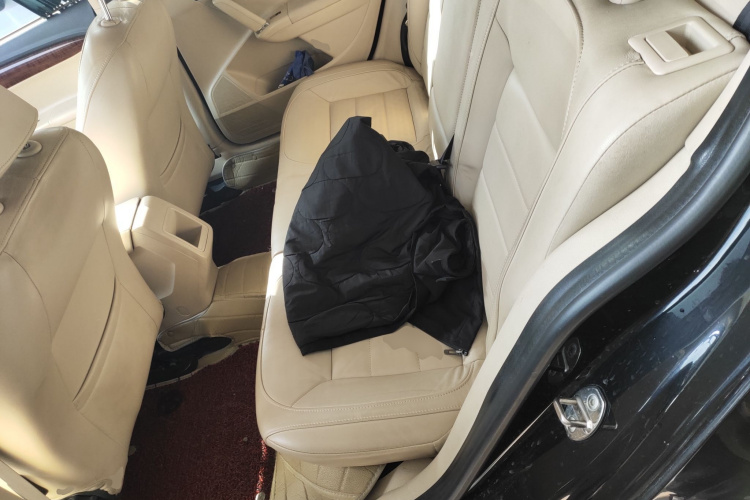 大众 朗逸 2013款 改款经典 1.6L 自动舒适版中控内饰7004