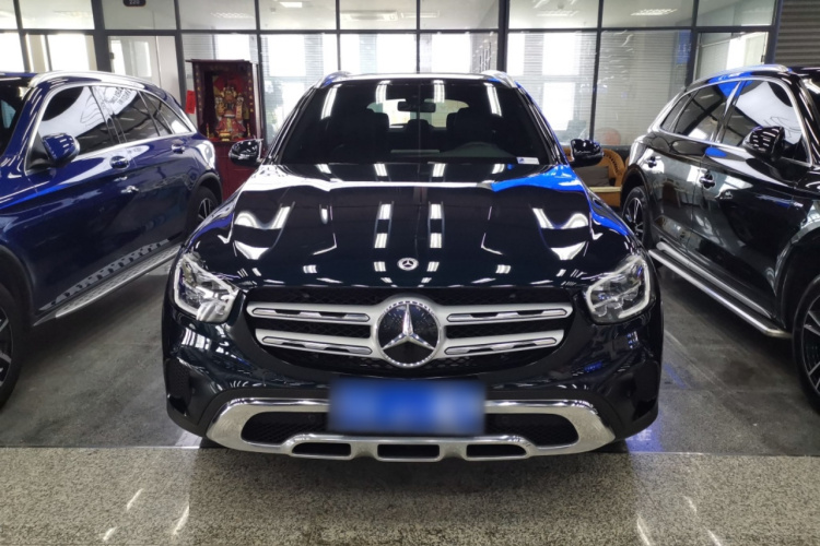 奔驰GLC 2021款 GLC 260 L 4MATIC 动感型车身外观2