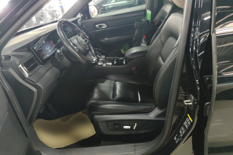 理想汽车 理想ONE 2021款 增程6座版中控内饰19