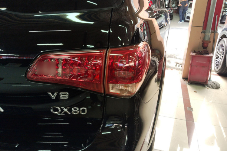 英菲尼迪QX80 2013款 5.6L 4WD车身外观6006