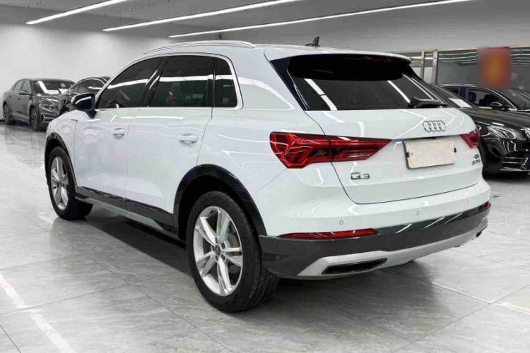 奥迪Q3 2019款 35 TFSI 时尚致雅型车身外观6005