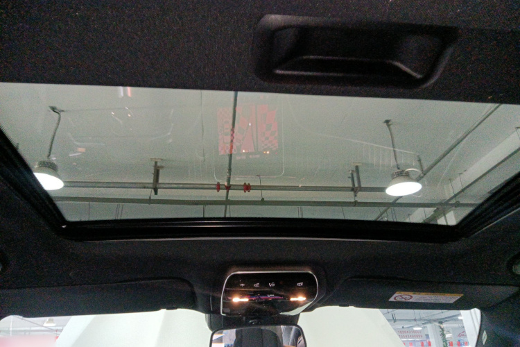 奔驰C级 2023款 C 200 L 运动版局部细节22