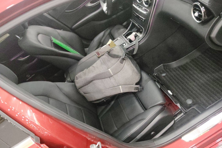 奔驰C级 2020款 改款 C 260 L 运动版局部细节41