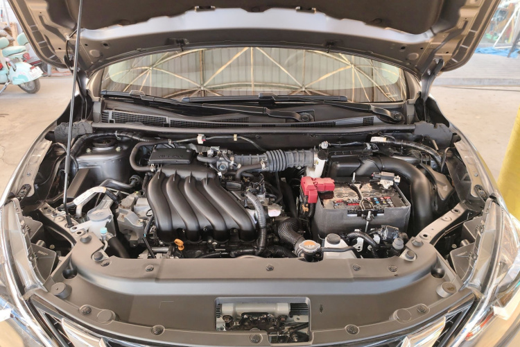 日产 轩逸 2022款 经典 1.6XE CVT舒适版机舱底盘24