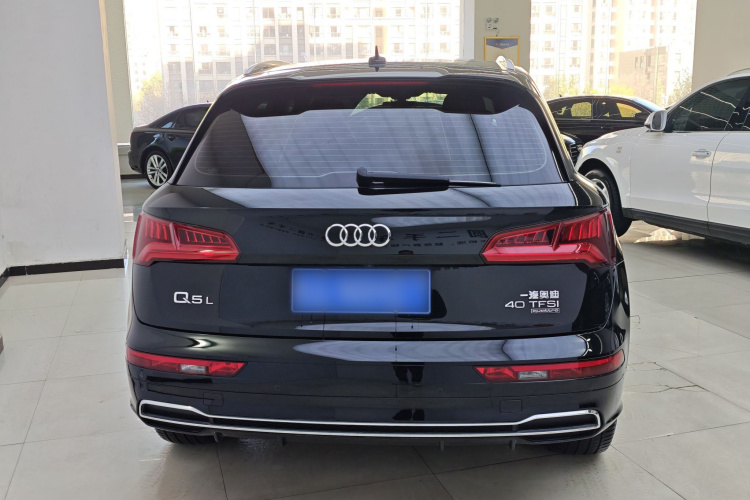 奥迪Q5L 2020款 改款 40 TFSI 荣享时尚型车身外观6004