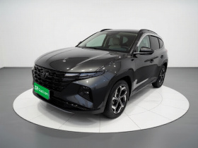 现代 2021款 途胜L 1.5T DCT LUX尊贵版